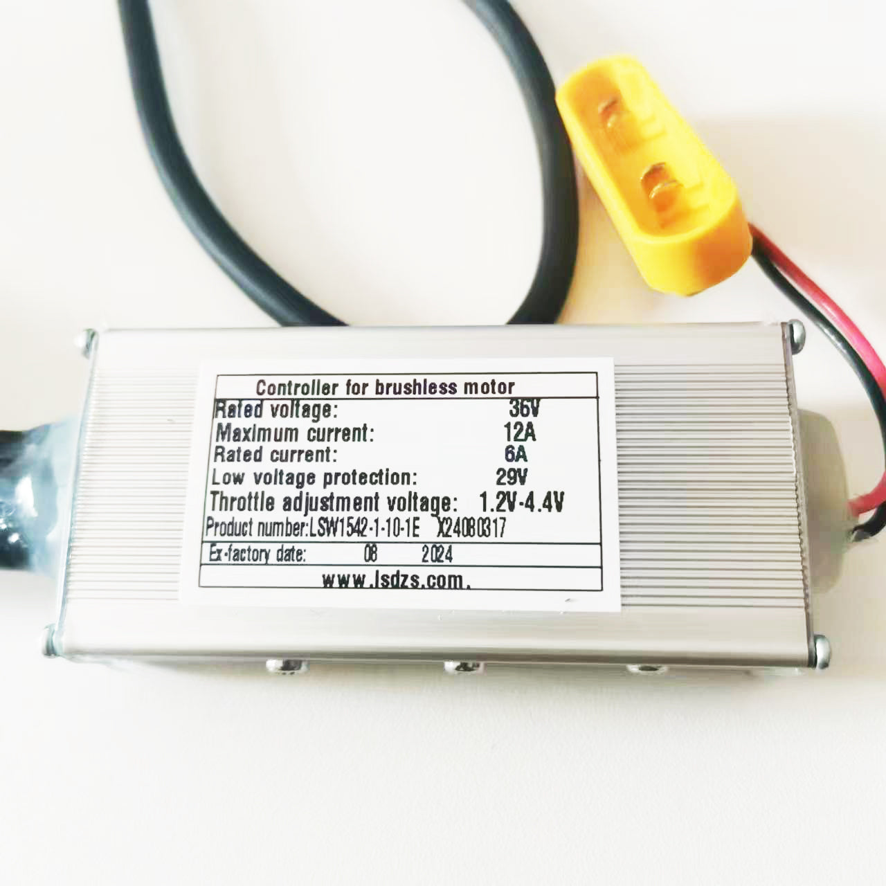 LSW1542-1-10-1E Electric Bicycle Controller DC36V 6A Brushless Motor Controller for E-Bike Scooter