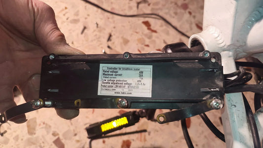 Nulkomma LSW1440-5-8F Brushless Motor Controller 48V 30A Ebike Controller