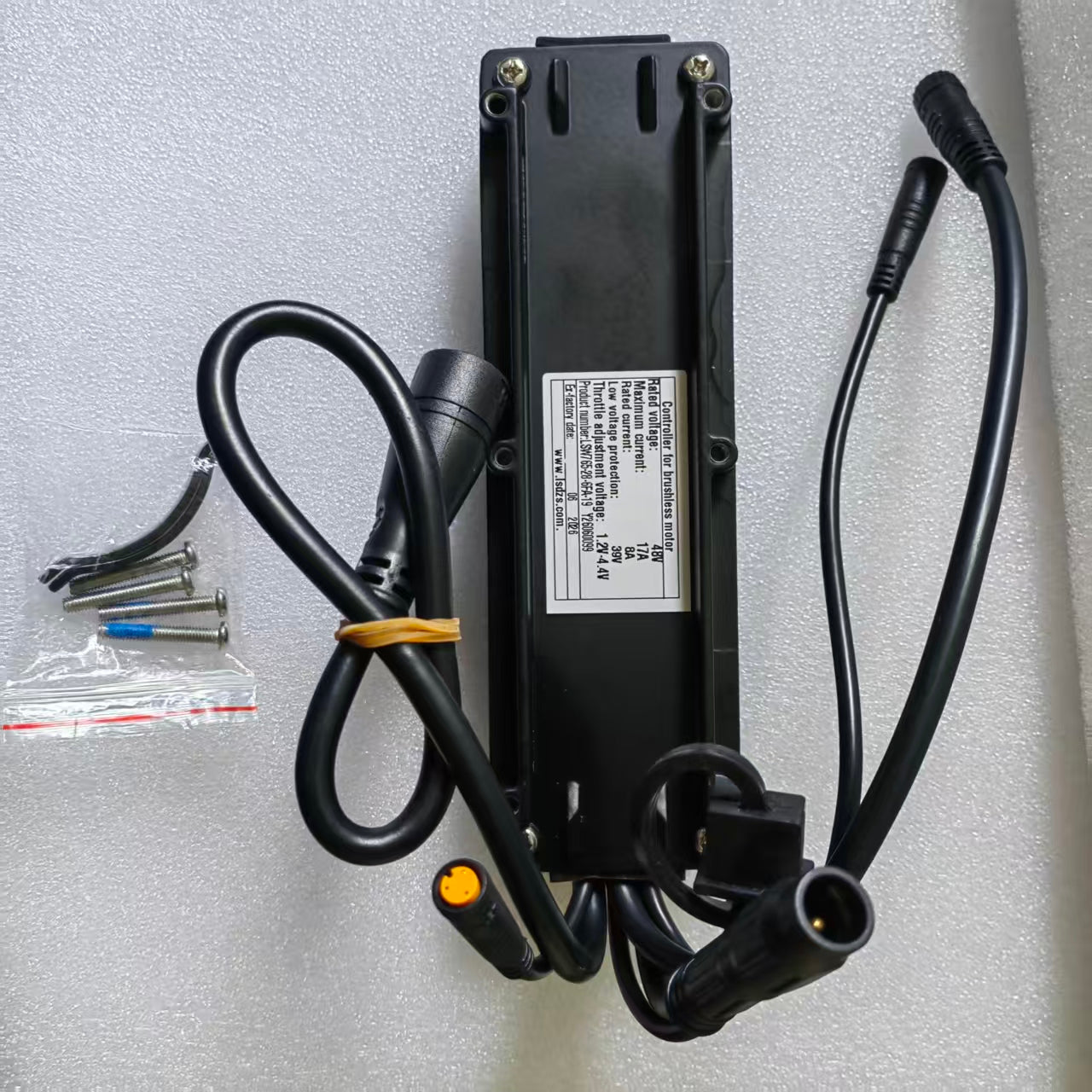 Nulkomma LSW765-28-6FA-19 48V 17A Brushless Motor Controller  39V Low Voltage Protection E-Bike Speed Control Replacement Part with Mounting Screws