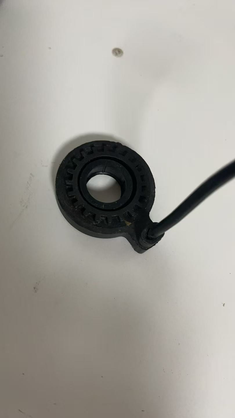 Ebike PAS Pedal Assist Sensor, 12 Magnets Hall Sensor with Blue Square Waterproof Connector