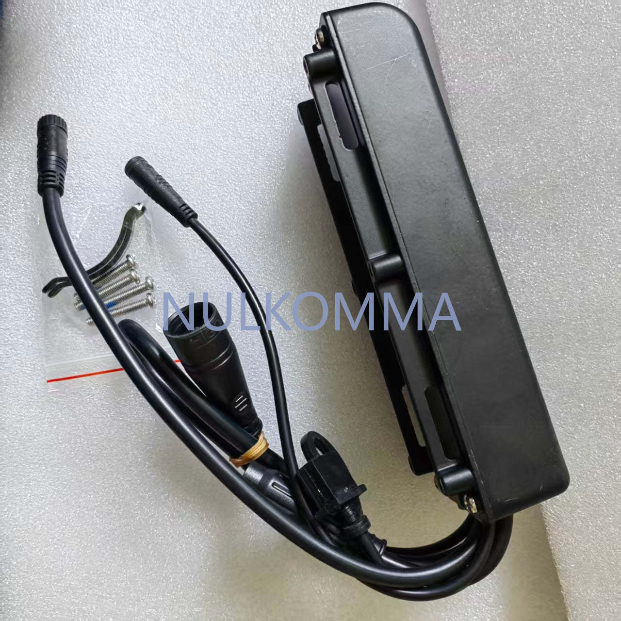 Nulkomma LSW765-28-6FA-19 48V 17A Brushless Motor Controller  39V Low Voltage Protection E-Bike Speed Control Replacement Part with Mounting Screws